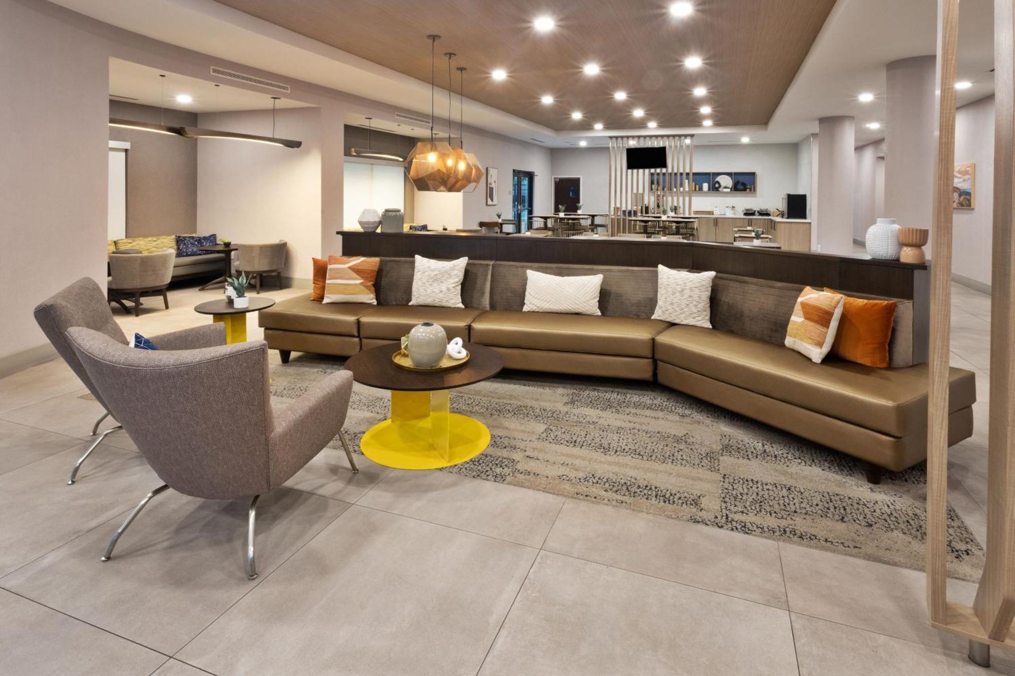 Springhill Suites Birmingham Colonnade Exteriér fotografie