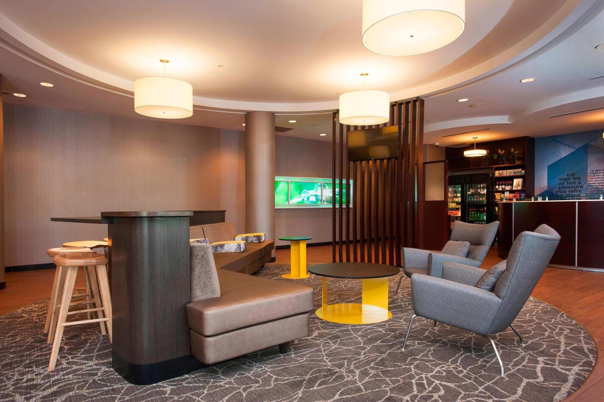 Springhill Suites Birmingham Colonnade Exteriér fotografie