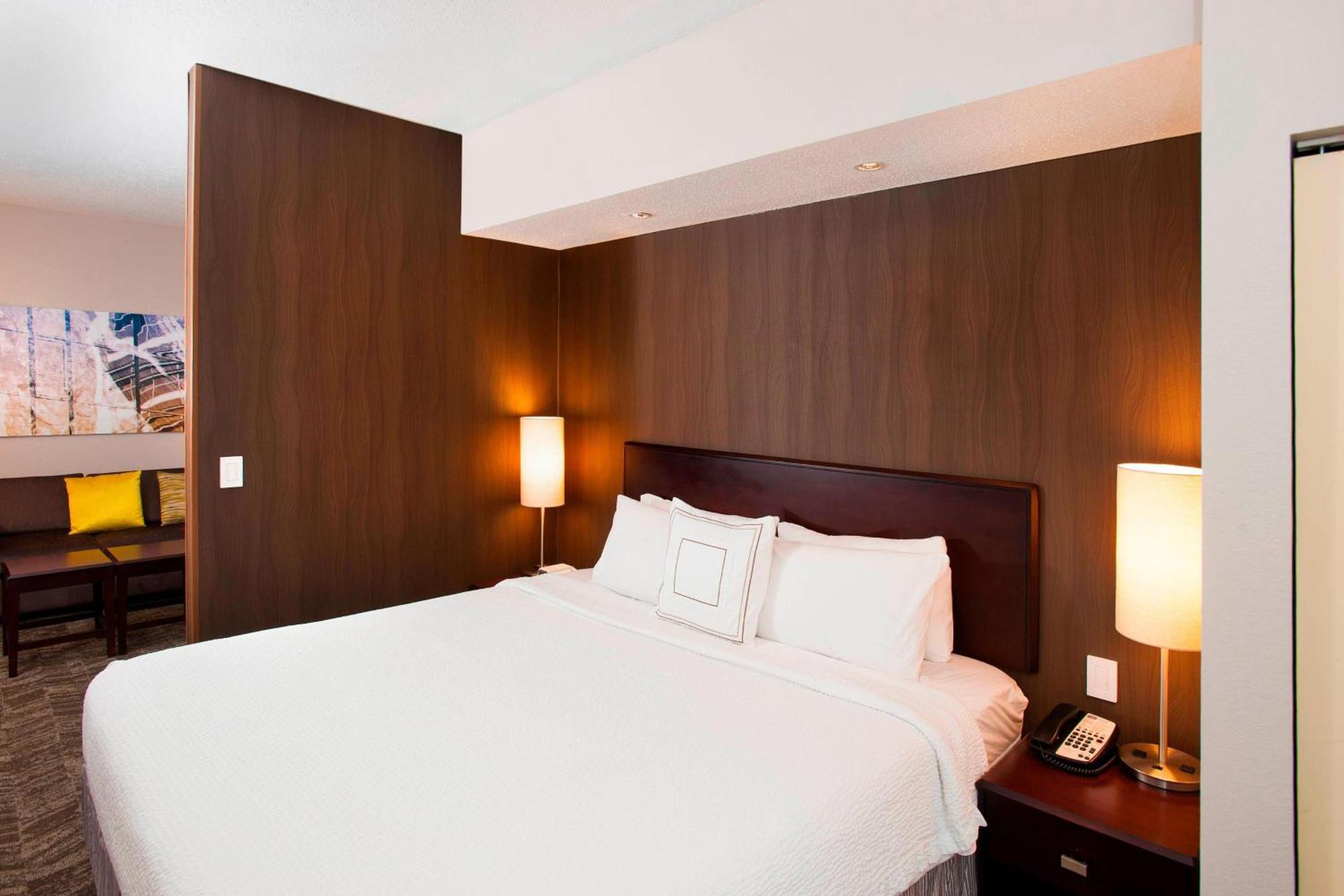 Springhill Suites Birmingham Colonnade Exteriér fotografie